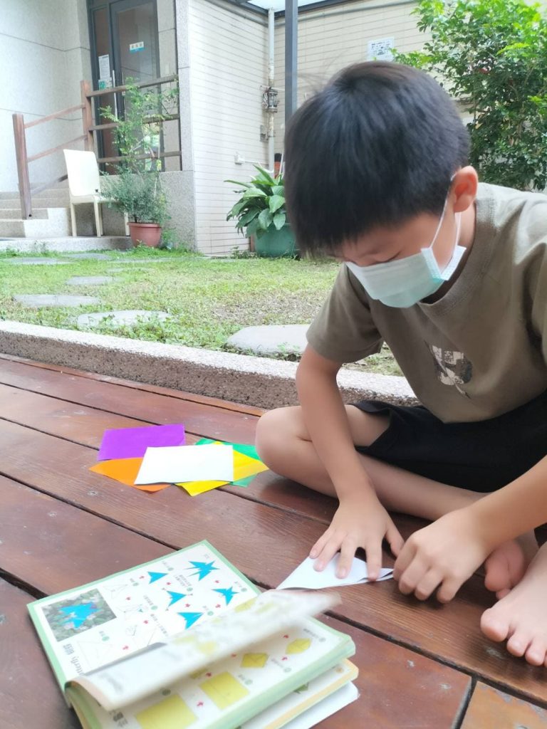 兒主摺紙